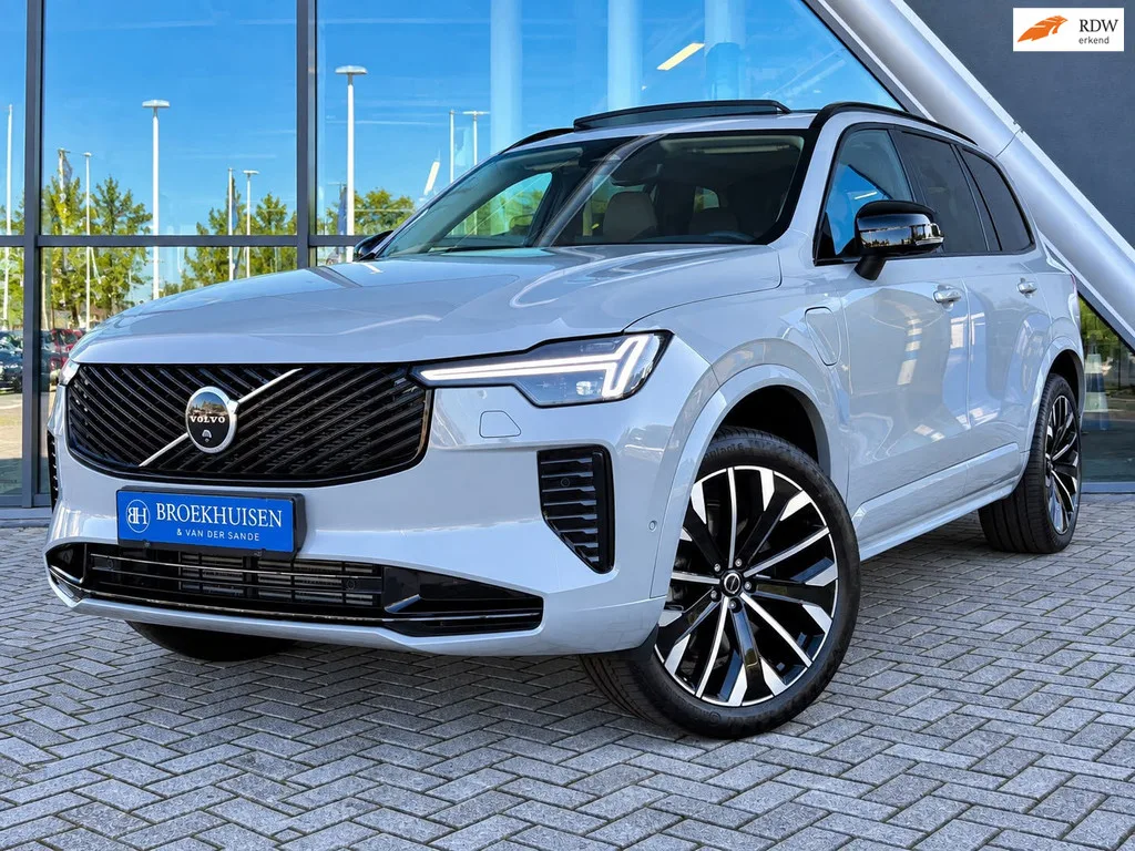 Volvo XC90 (2026) — foto 1
