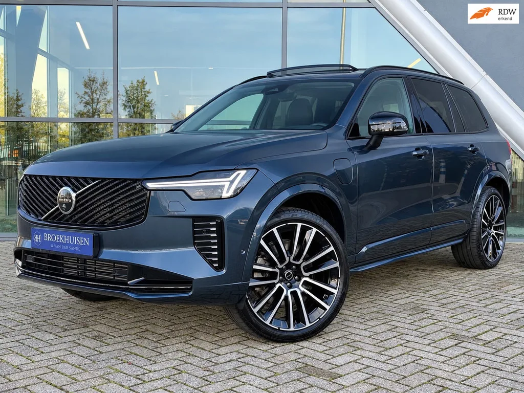 Volvo XC90 (2026) — foto 1