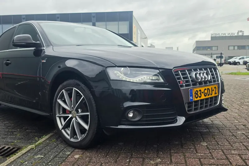 Audi A4 (2008)