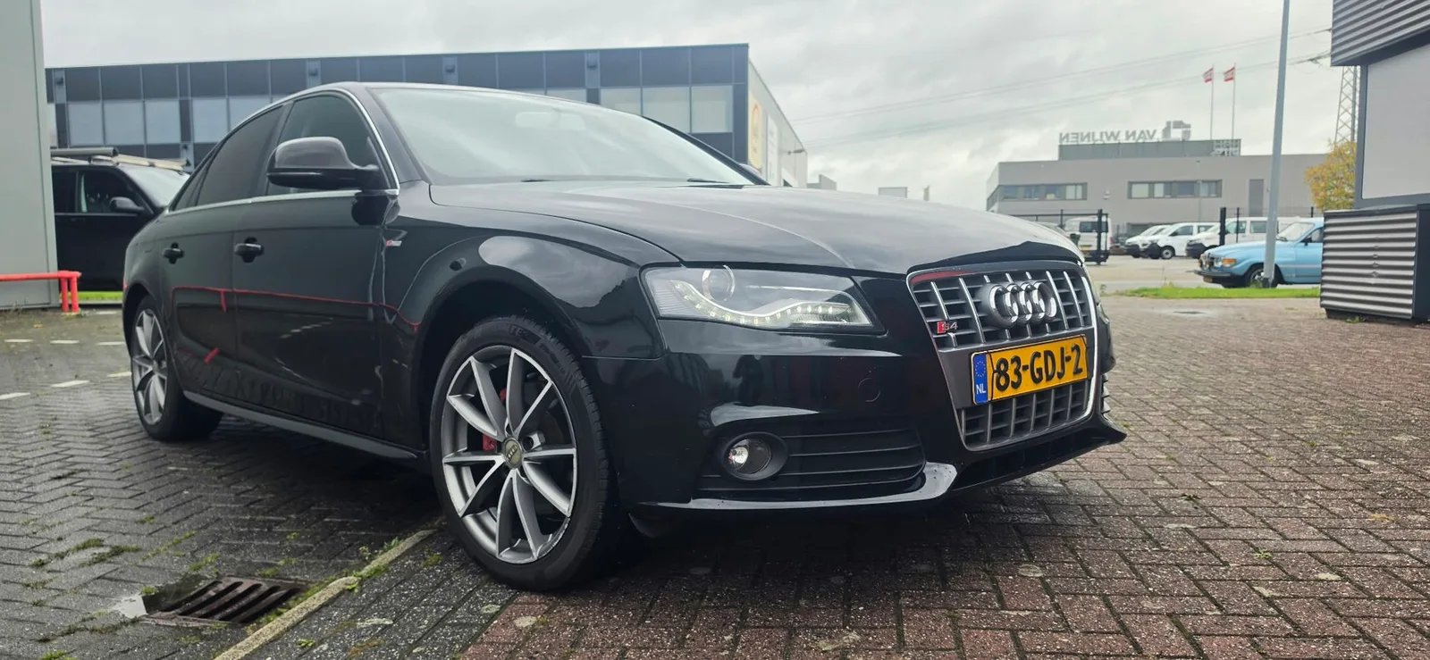 Audi A4 (2008) — foto 1
