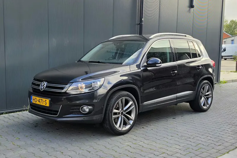 Volkswagen Tiguan (2015)