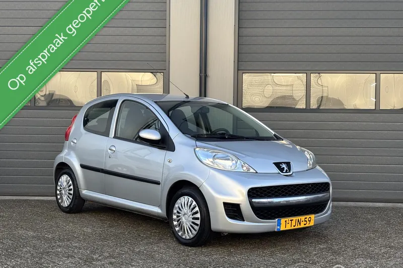 Peugeot 107 (2010)