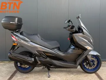 Suzuki Burgman 400 (2022) — foto 1