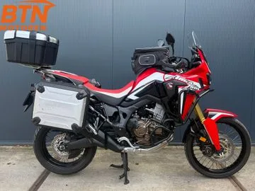 Honda CRF 1000 L Africa Twin (2016) — foto 1