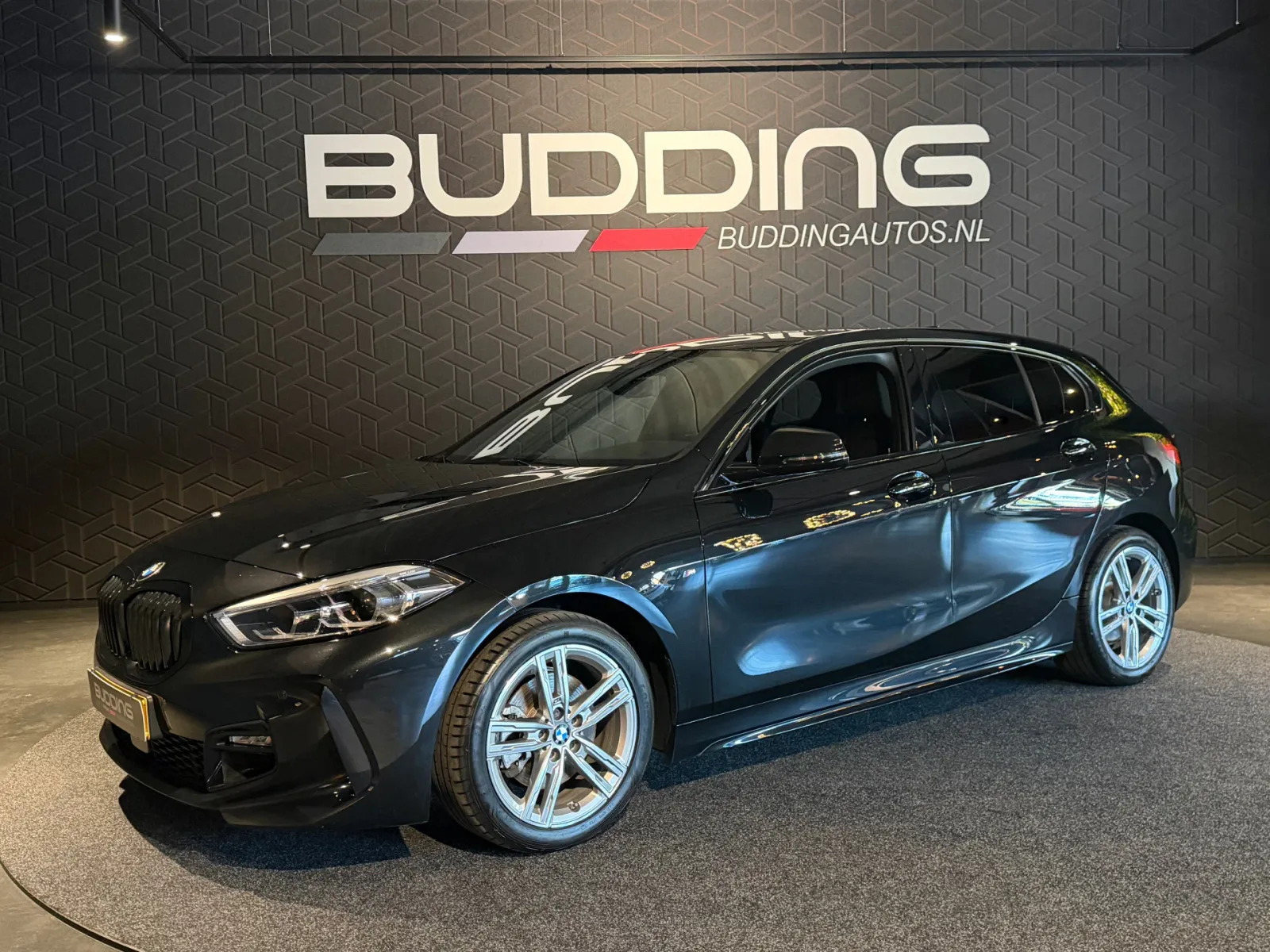 BMW 1-Serie (2022) — foto 1