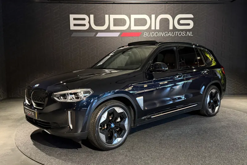 BMW iX3 (2021)
