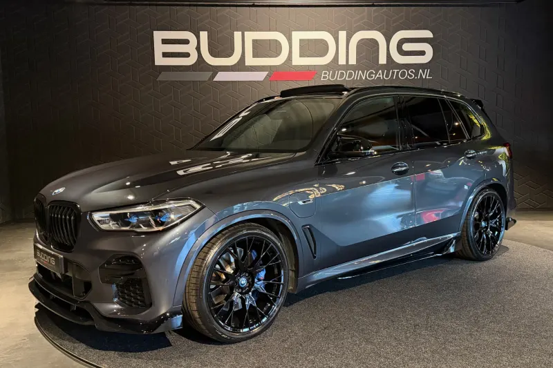 BMW X5 (2021)