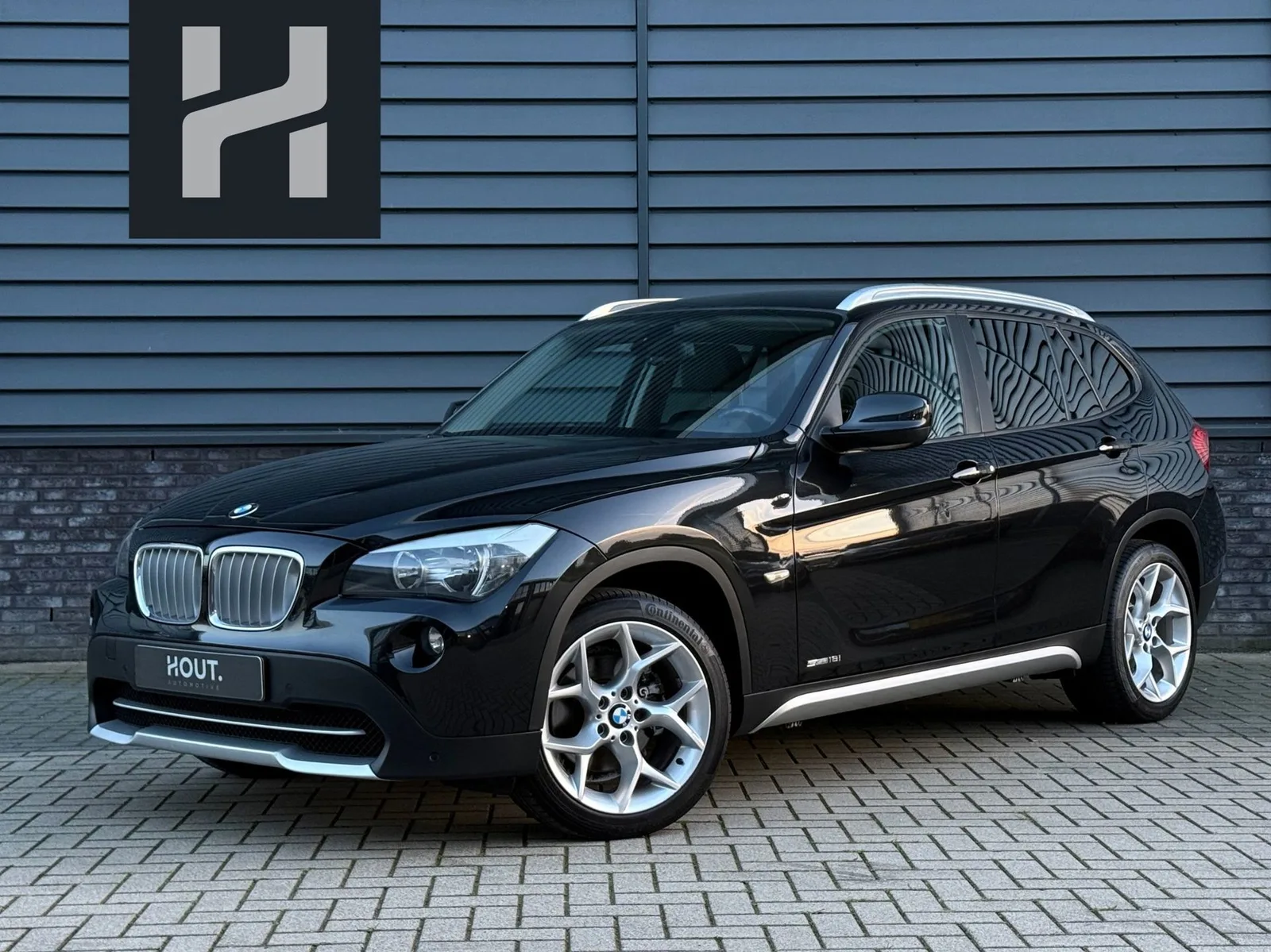 BMW X1 (2010) — foto 1