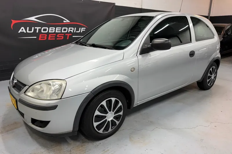 Opel Corsa (2005)