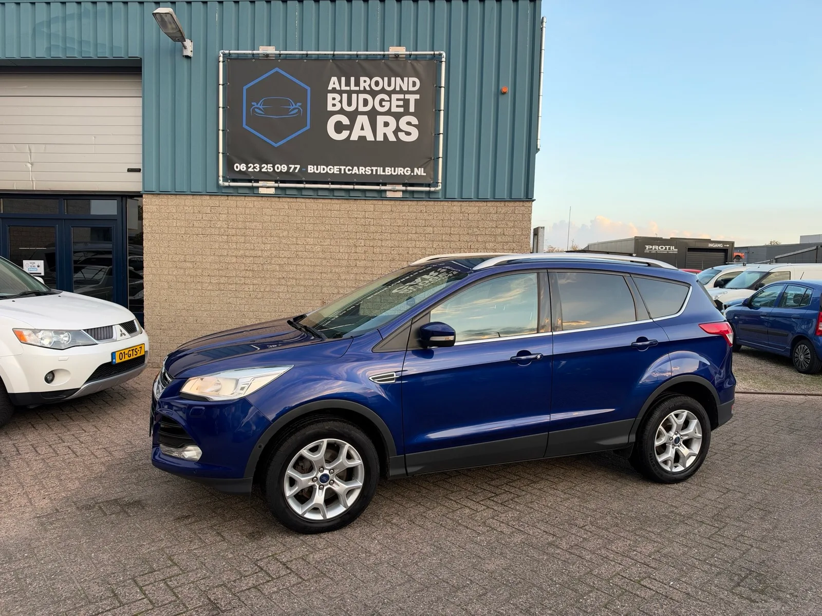 Ford Kuga (2014) — foto 1