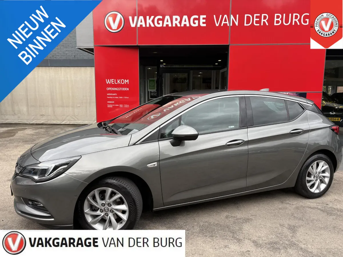 Opel Astra (2017) — foto 1