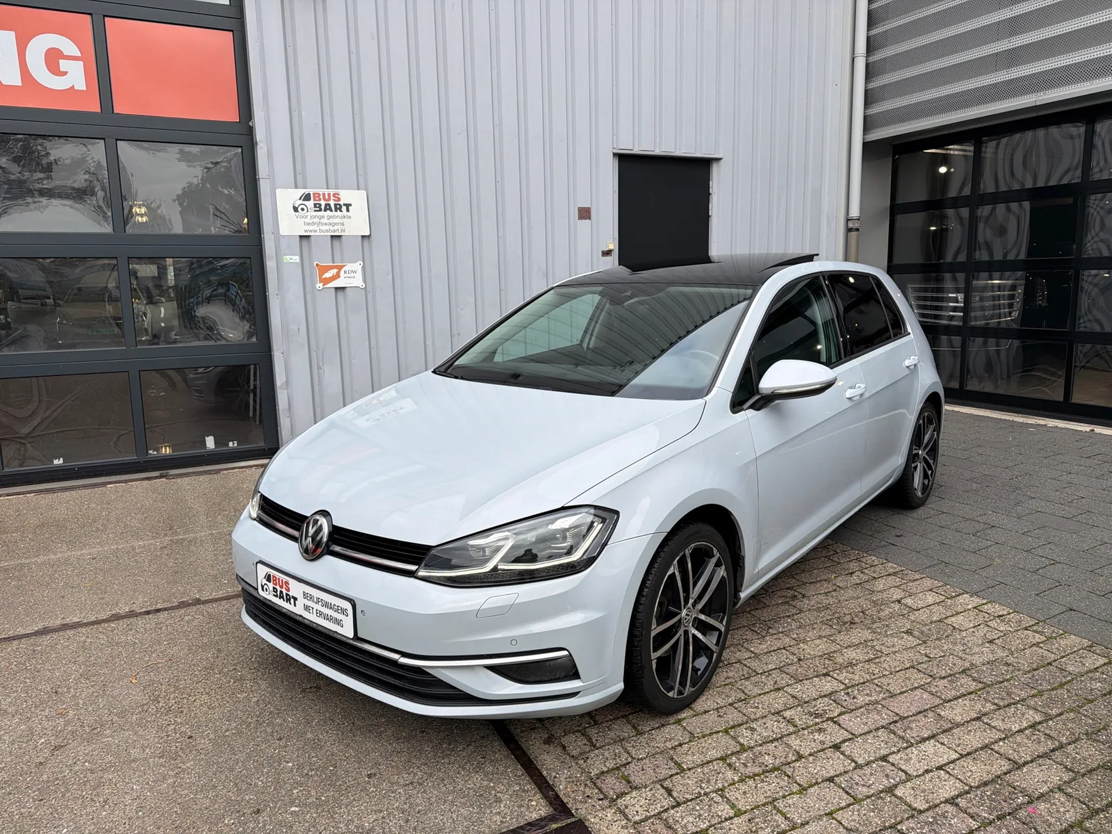 Volkswagen Golf (2017) — foto 1