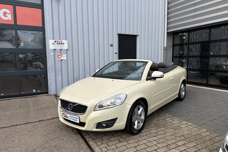 Volvo C70 (2011)