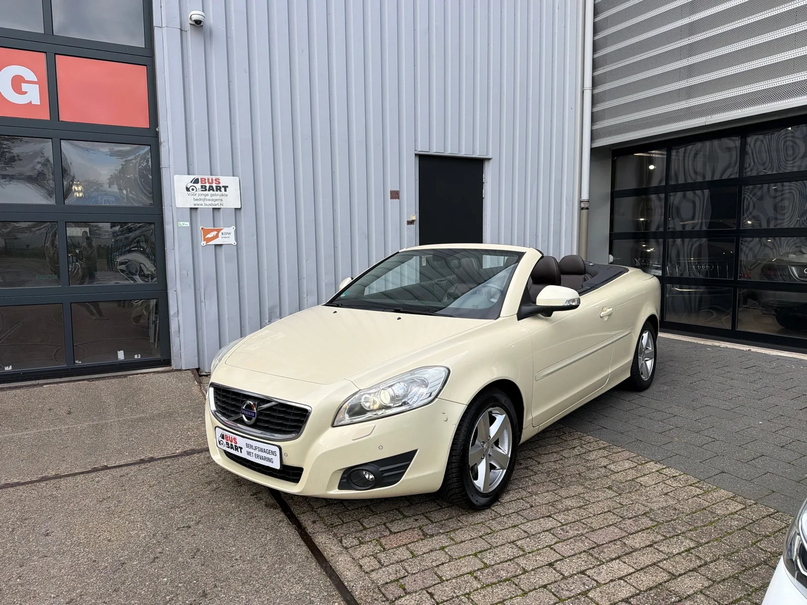 Volvo C70 (2011) — foto 1