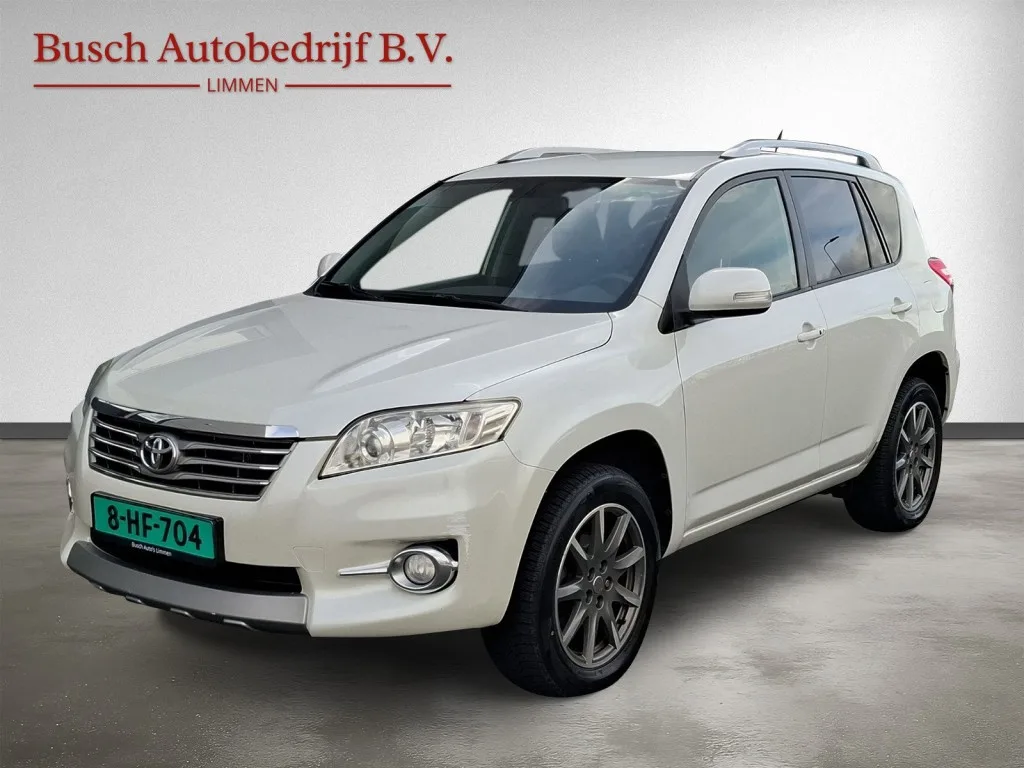 Toyota RAV4 (2011) — foto 1