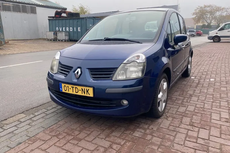 Renault Modus (2006)