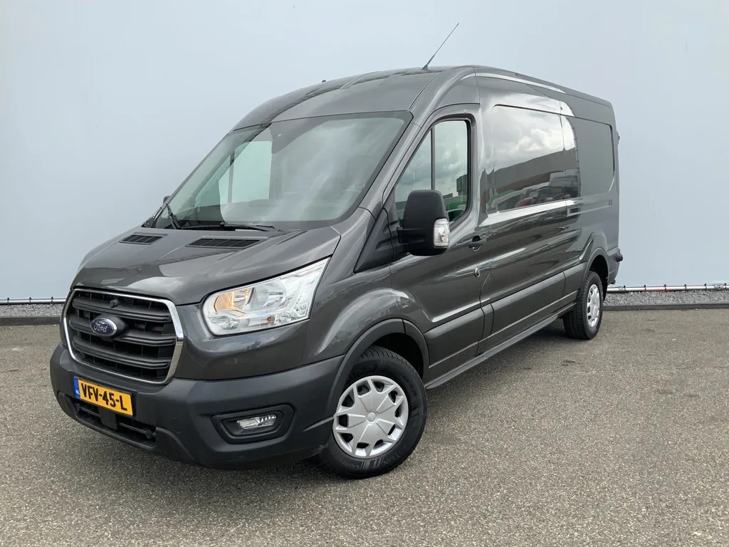 Ford Transit (2020) — foto 1