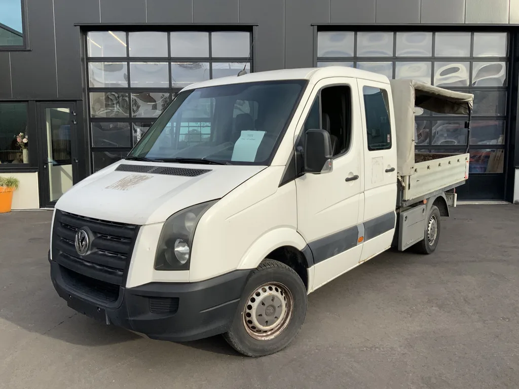 Volkswagen Crafter (2009) — foto 1