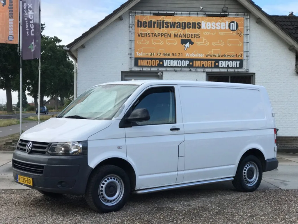 Volkswagen Transporter (2011) — foto 1