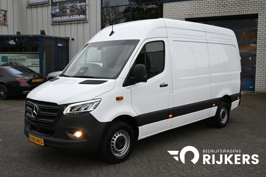 Mercedes-Benz Sprinter (2024) — foto 1