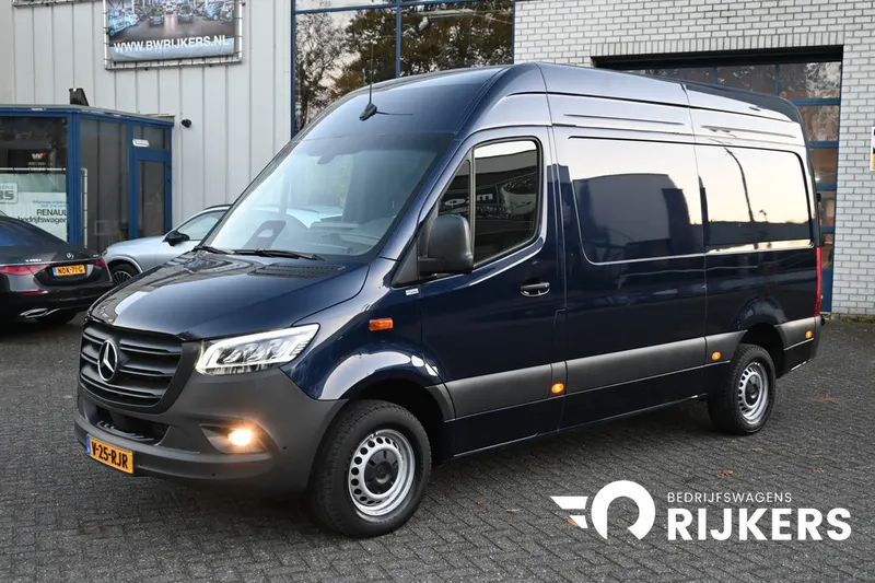 Mercedes-Benz Sprinter (2024)