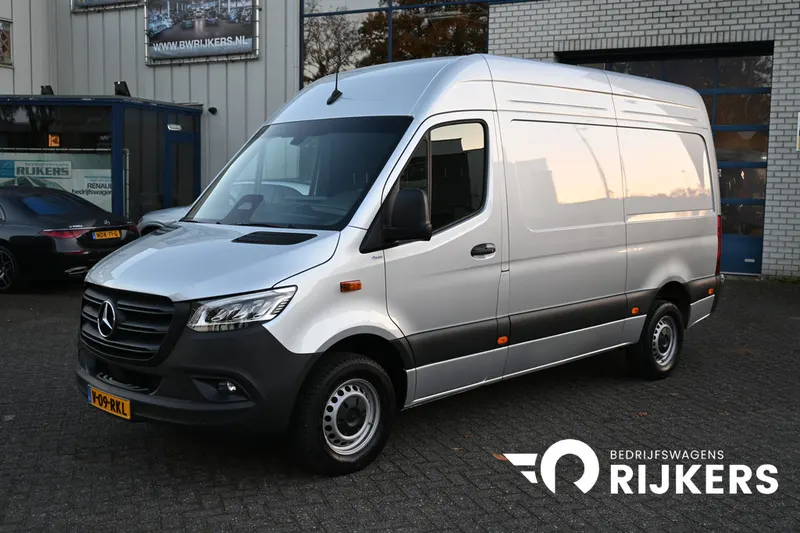 Mercedes-Benz Sprinter (2024)