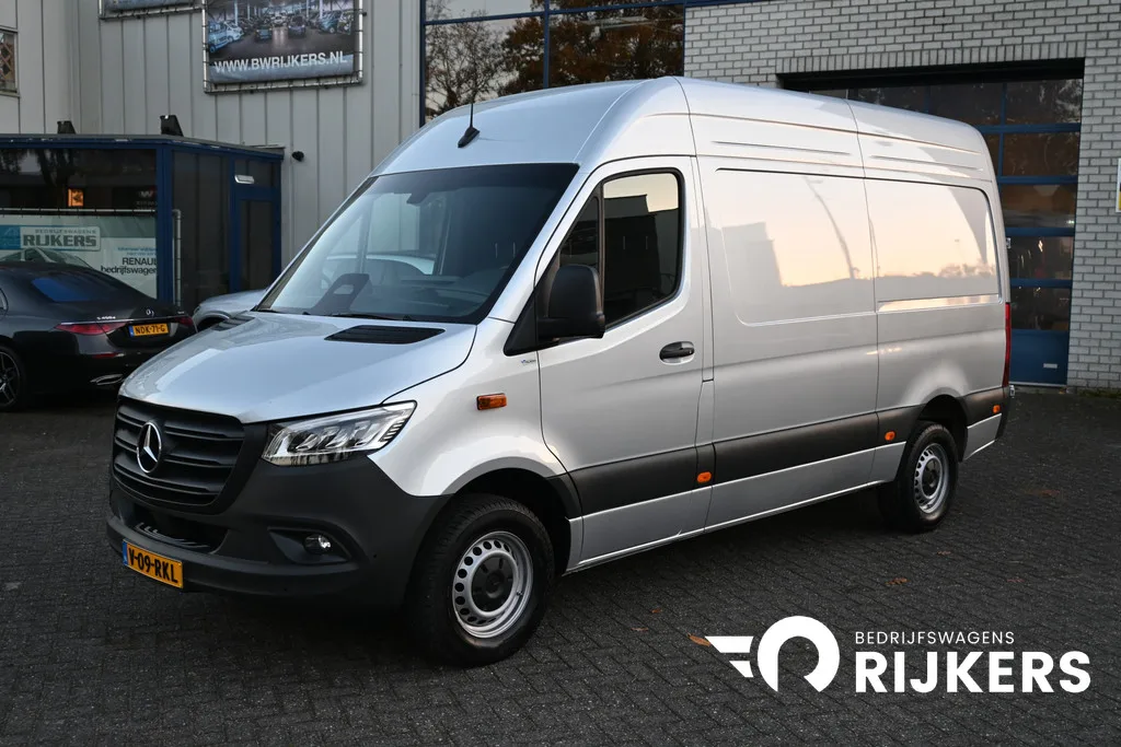Mercedes-Benz Sprinter (2024) — foto 1