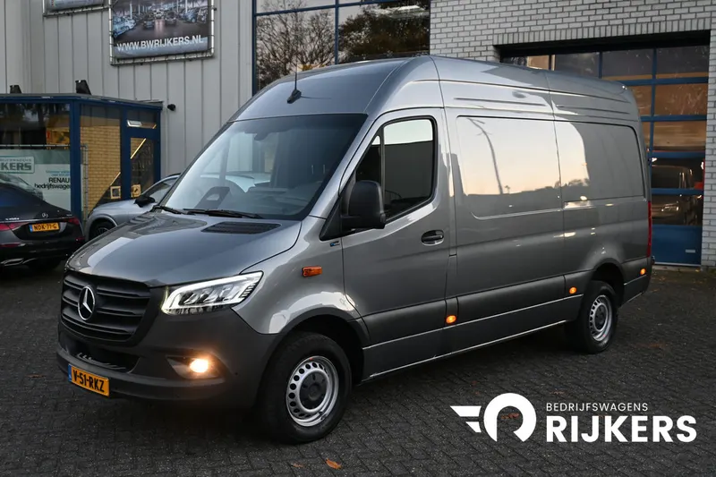 Mercedes-Benz Sprinter (2024)