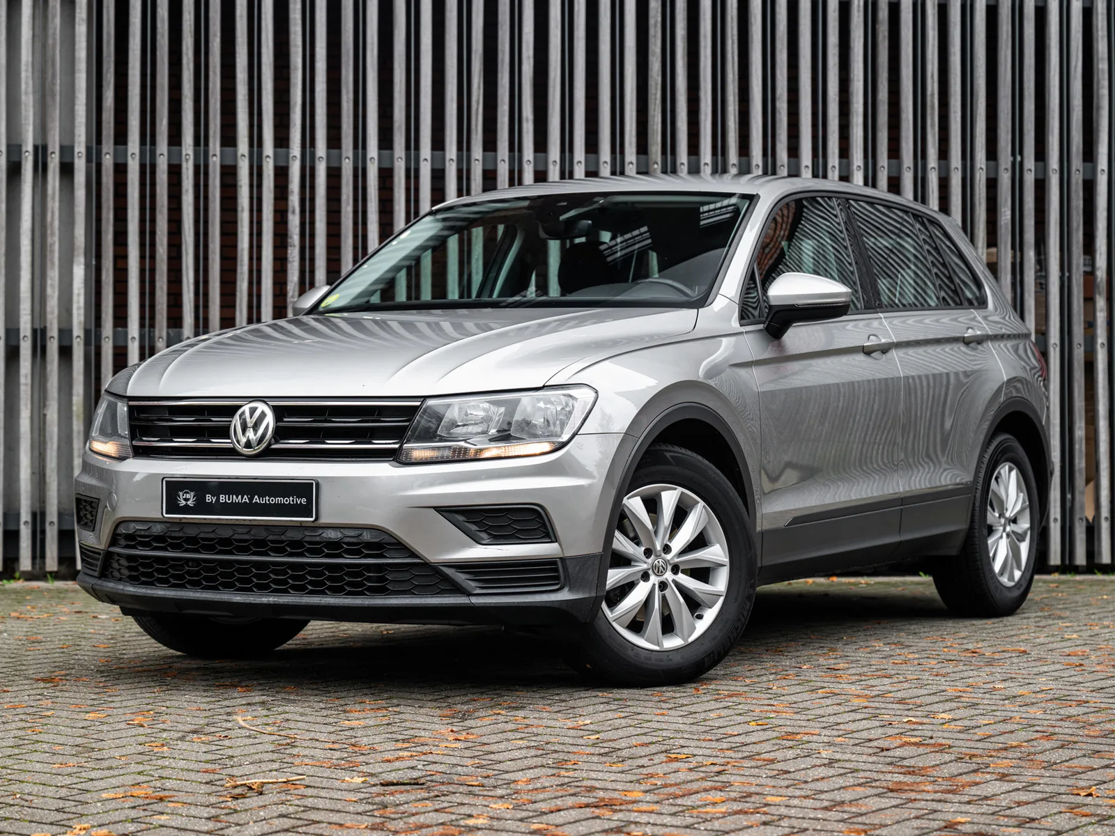 Volkswagen Tiguan (2017) — foto 1