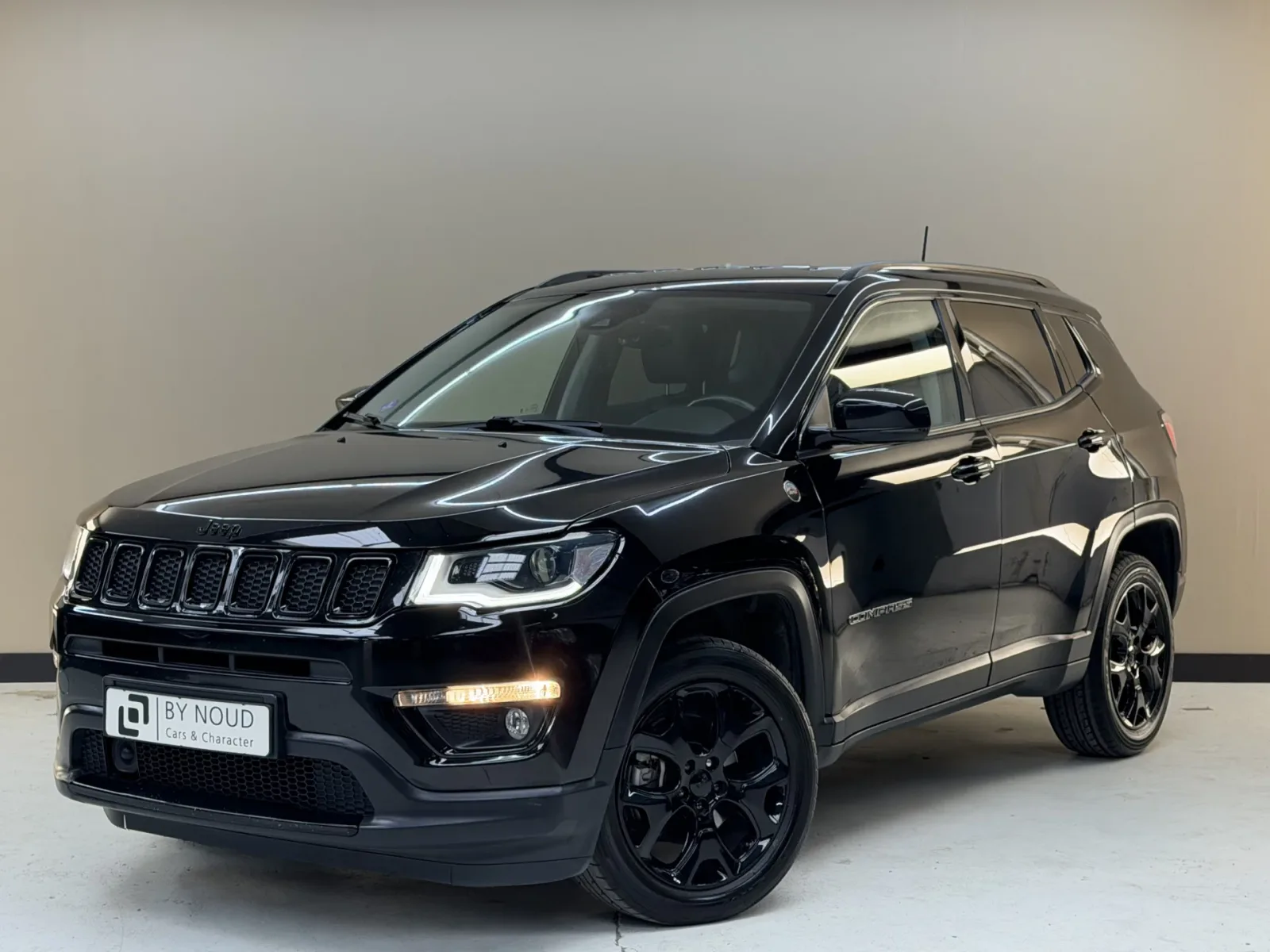 Jeep Compass (2017) — foto 1