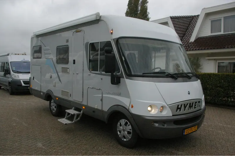 Hymer B 514 (2004)