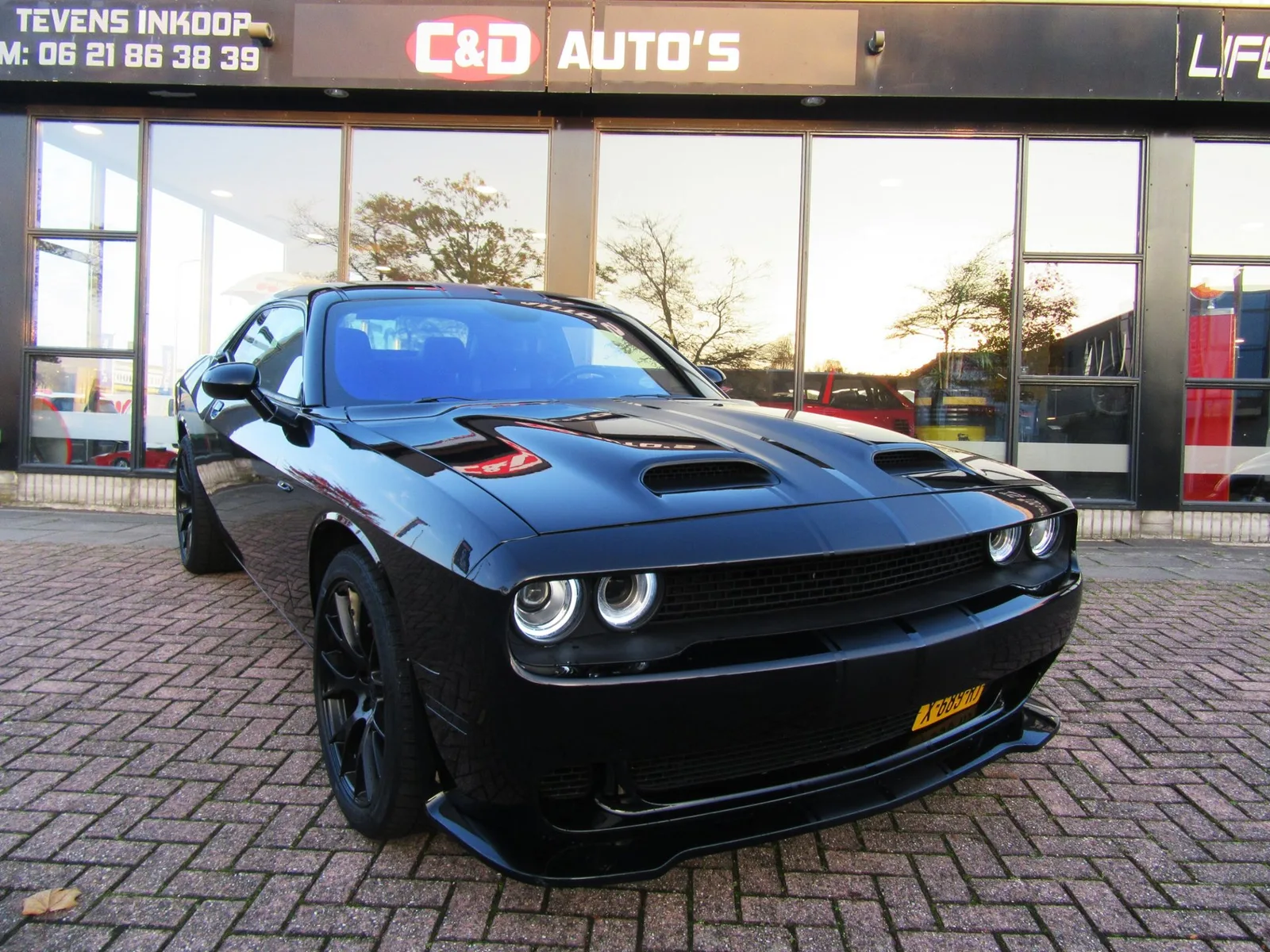 Dodge Challenger (2015) — foto 1