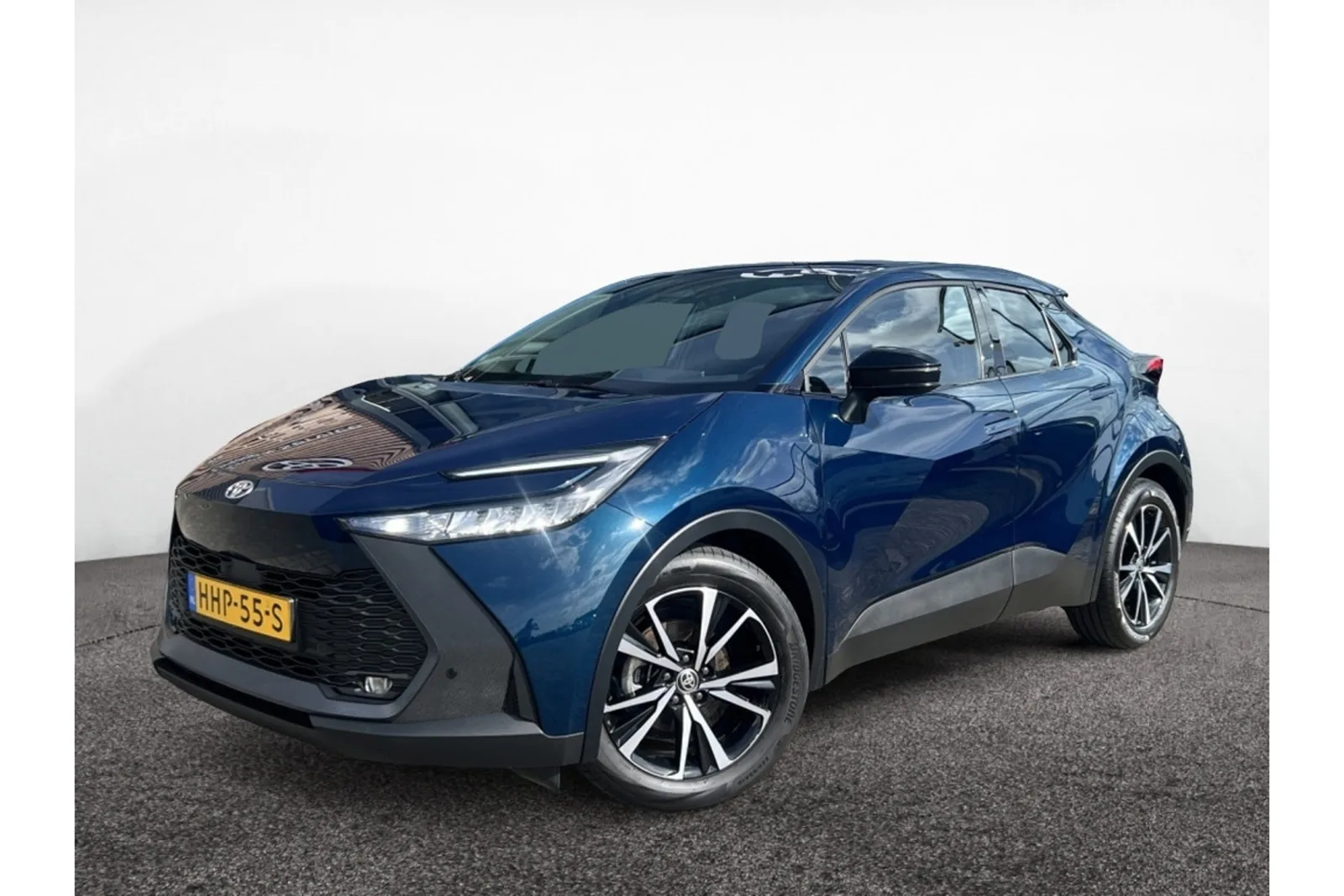 Toyota C-HR (2025) — foto 1
