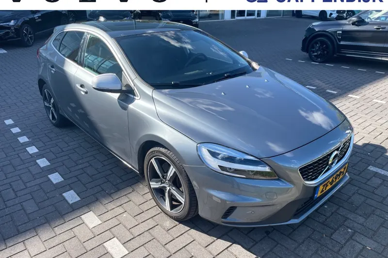 Volvo V40 (2019)