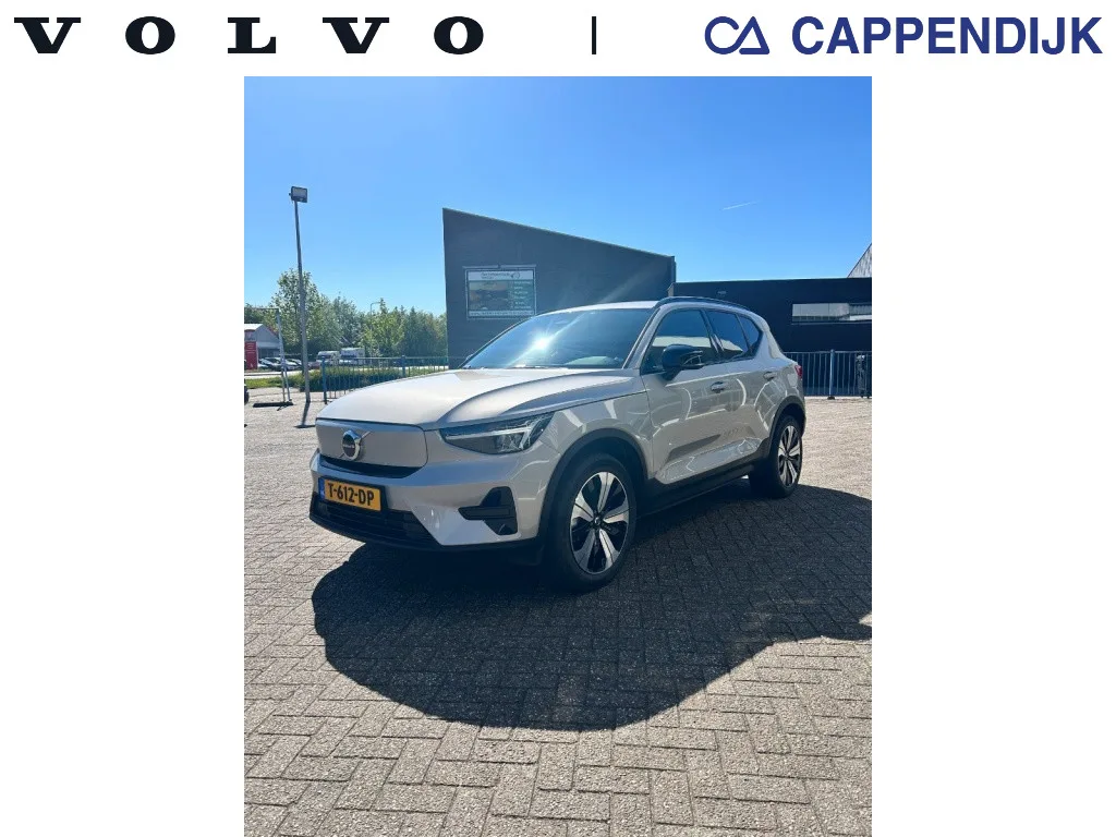 Volvo XC40 (2023) — foto 1