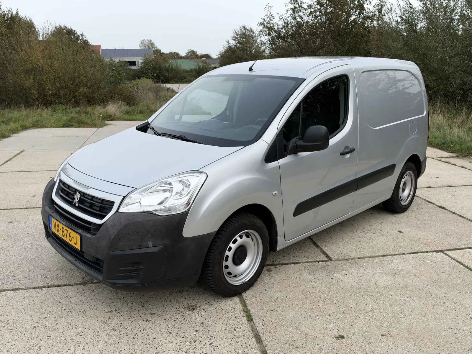 Peugeot Partner (2016) — foto 1