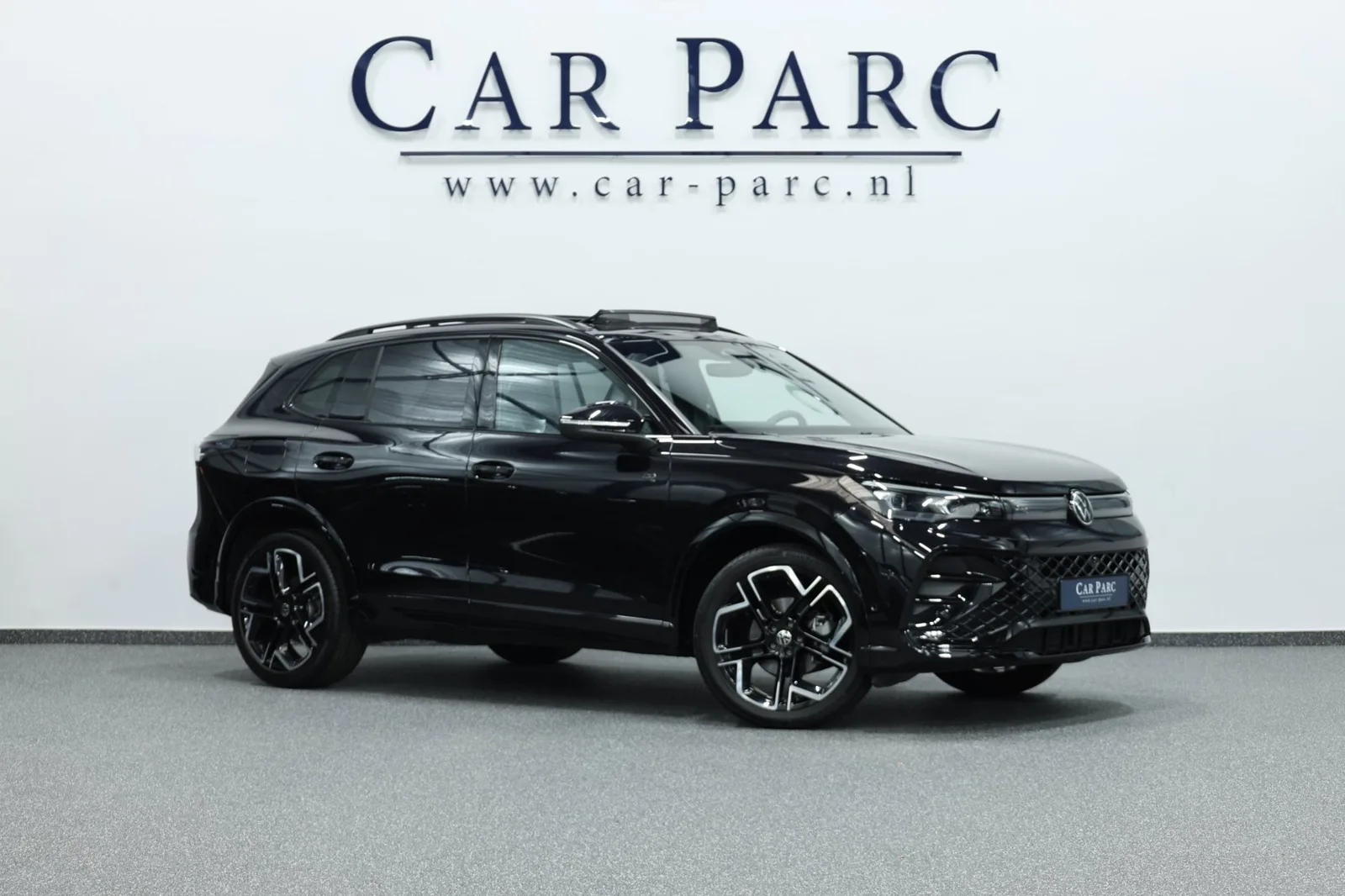 Volkswagen Tiguan (2024) — foto 1