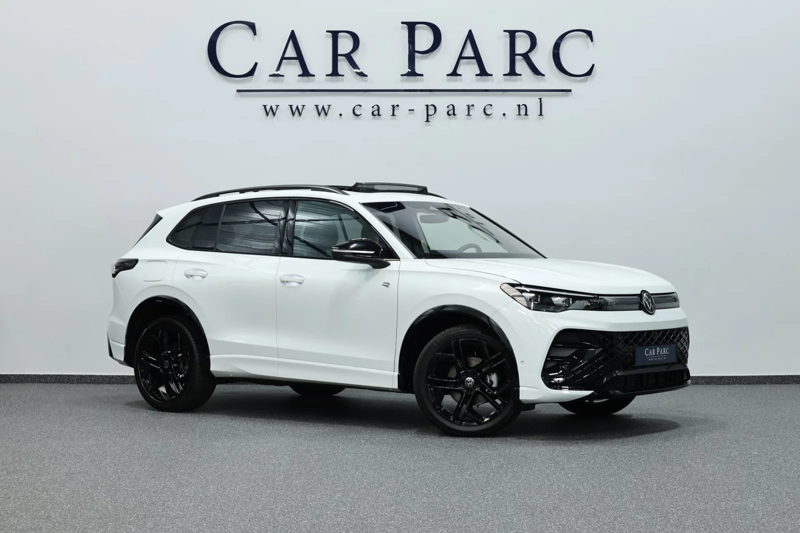 Volkswagen Tiguan (2024) — foto 1