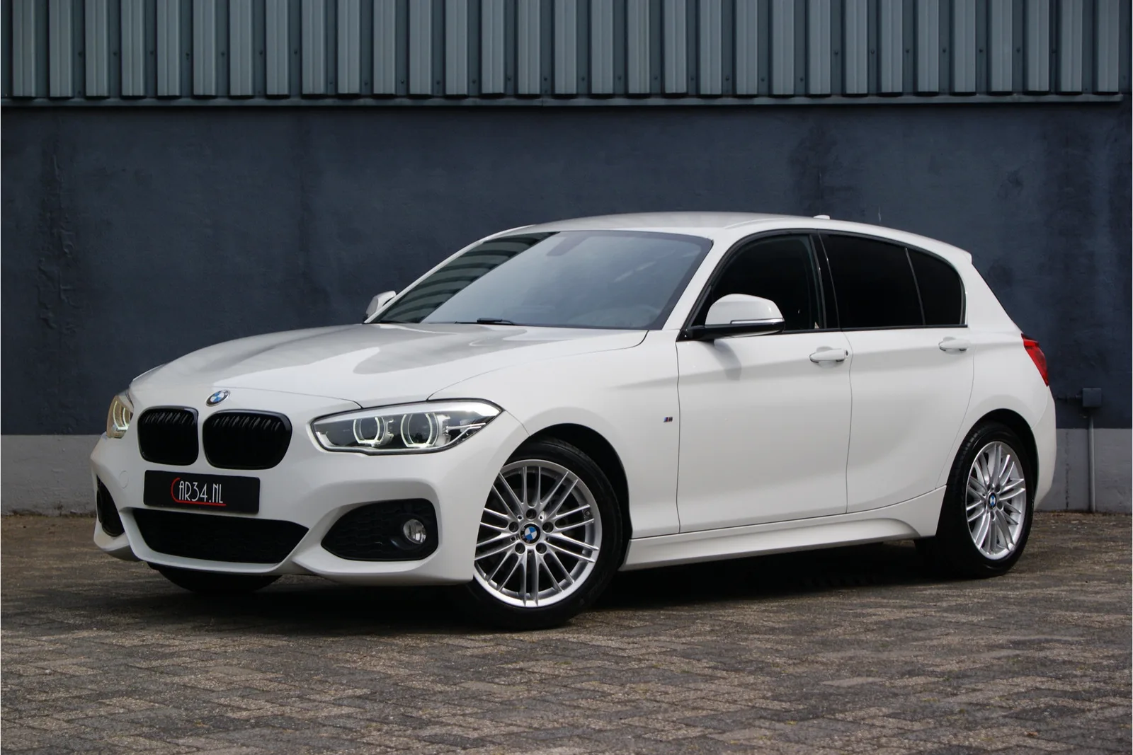 BMW 1-Serie (2015) — foto 1