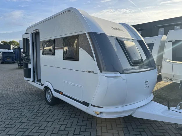 Hobby On Tour (2027) — foto 1