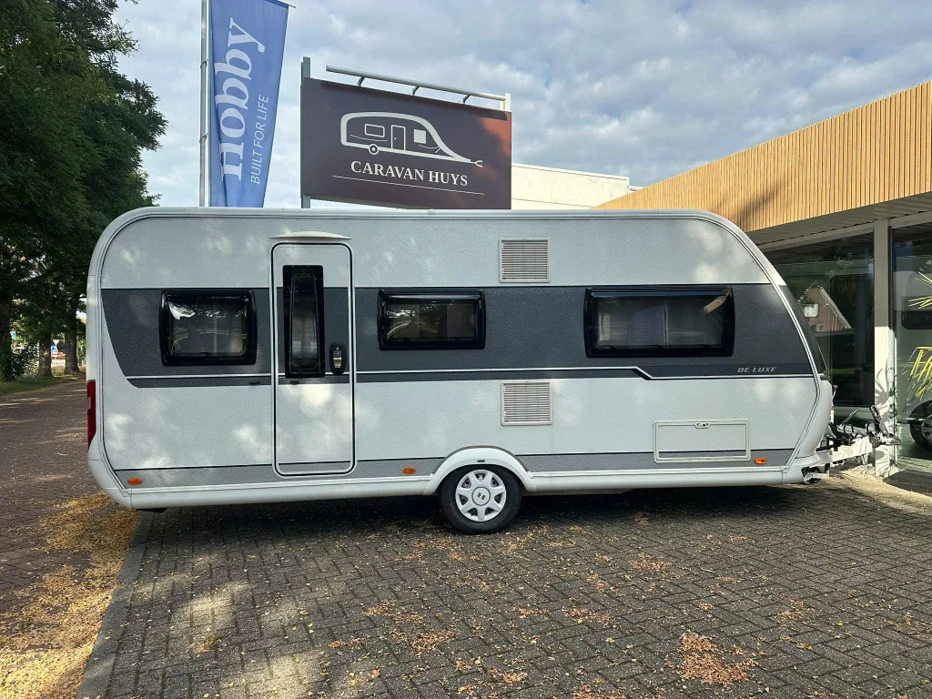 Hobby De Luxe (2018) — foto 1