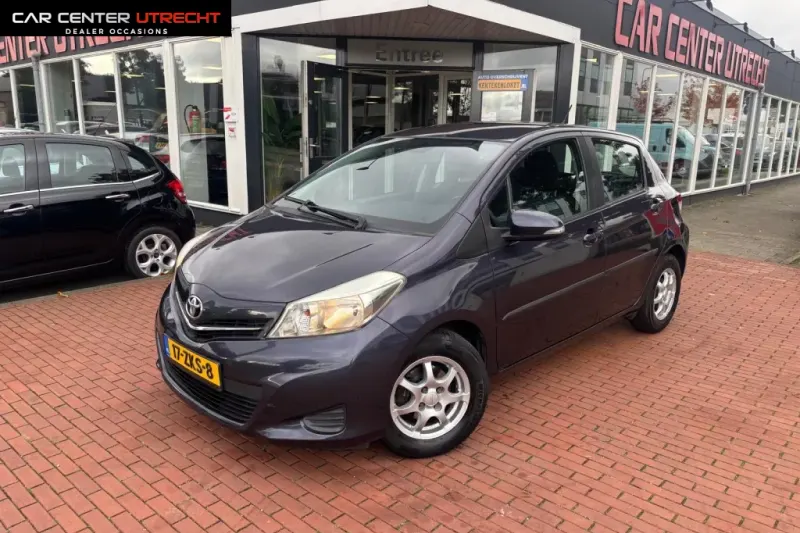 Toyota Yaris (2013)