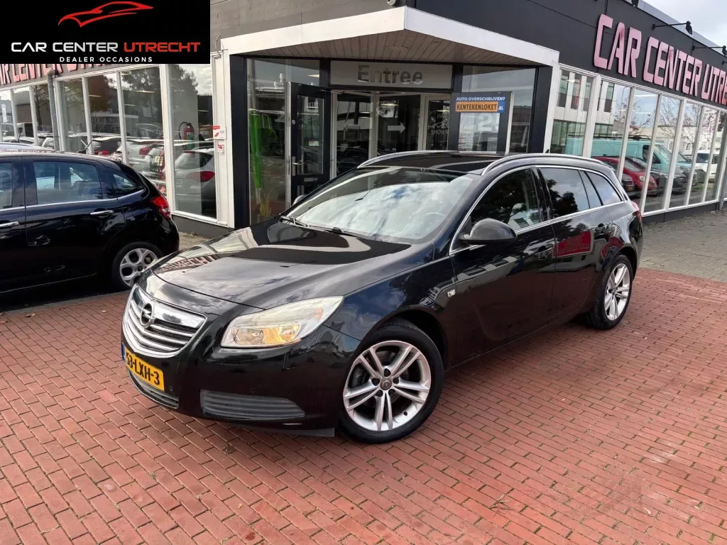 Opel Insignia (2010) — foto 1