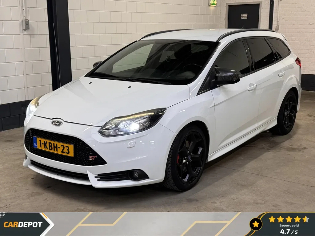 Ford Focus (2013) — foto 1