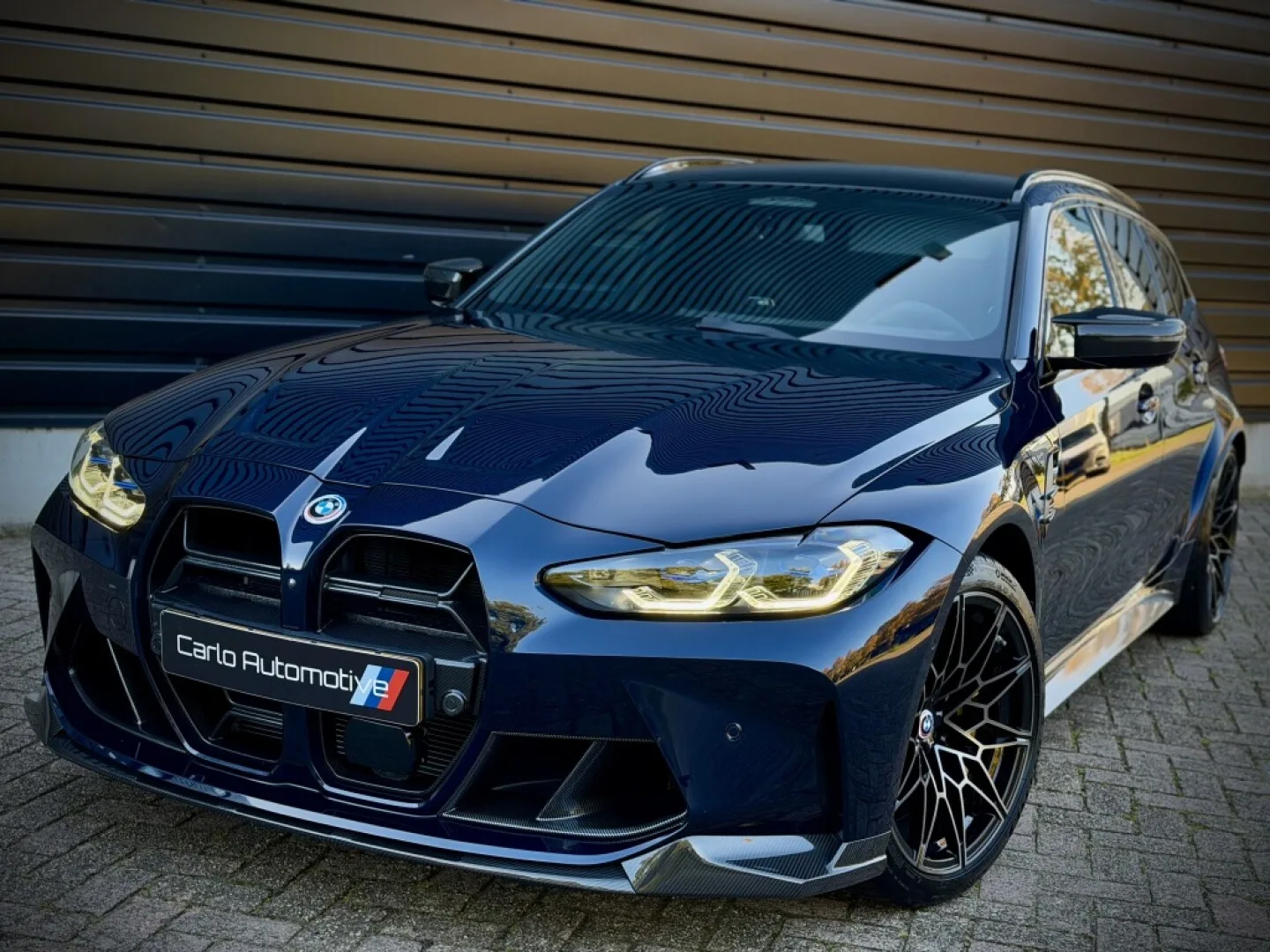 BMW M3 (2023) — foto 1