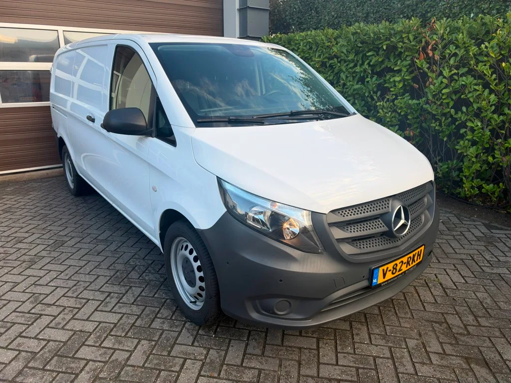 Mercedes-Benz Vito (2024) — foto 1