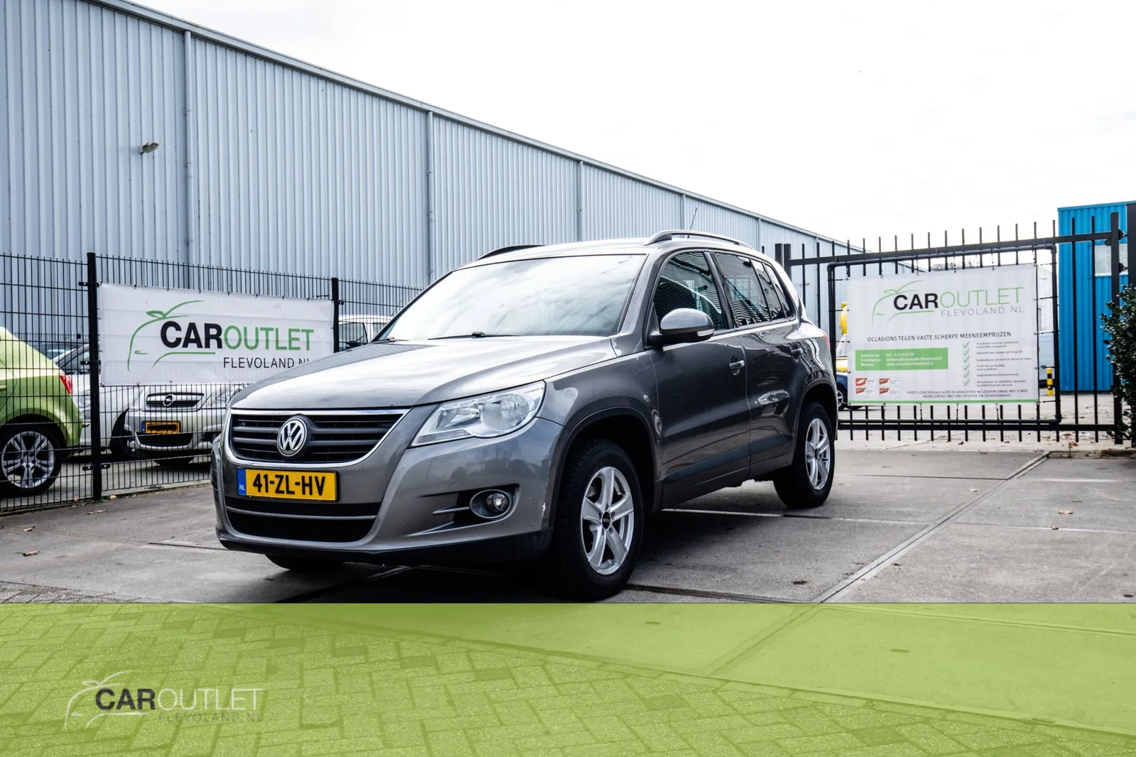 Volkswagen Tiguan (2008) — foto 1