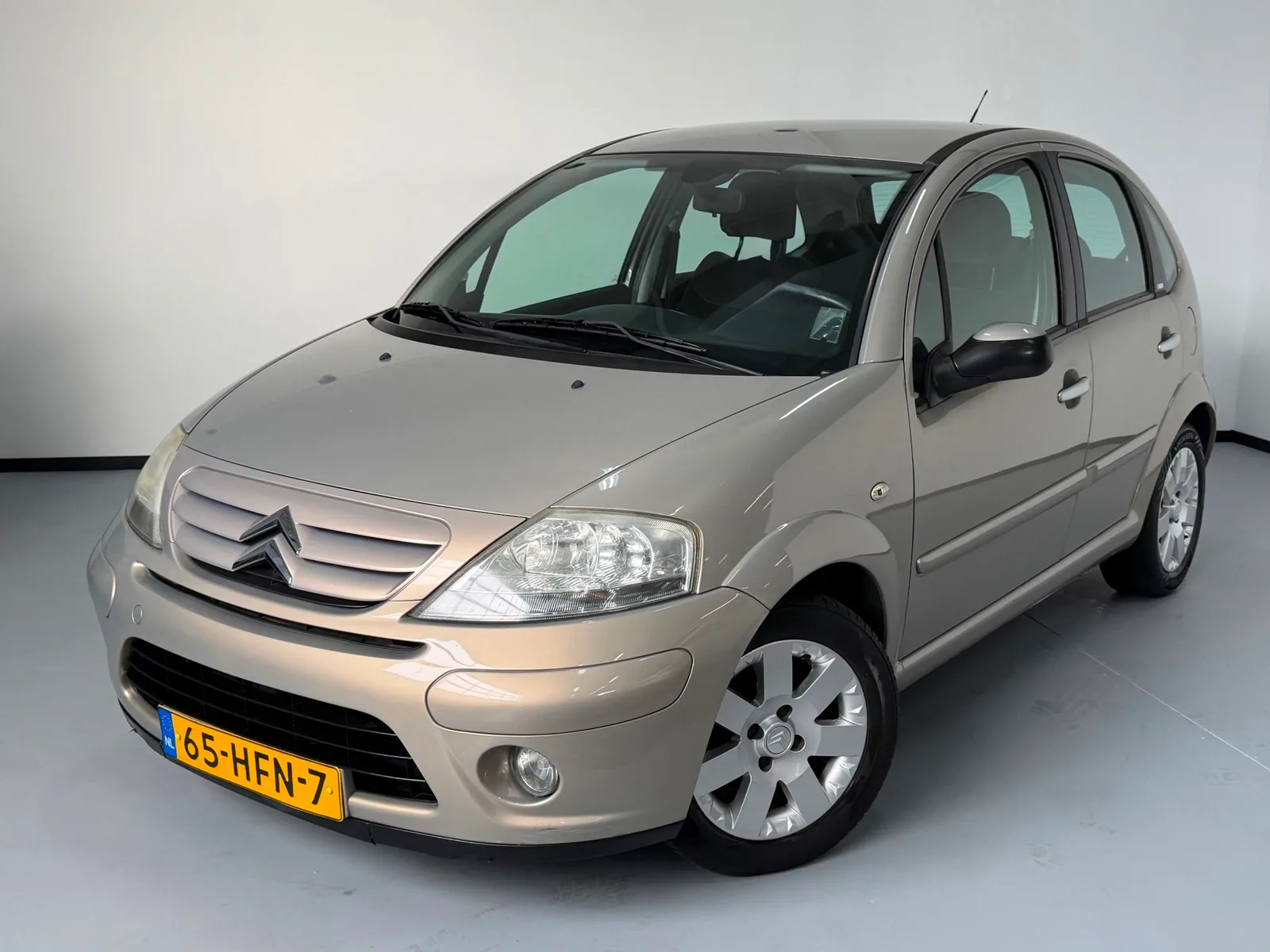 Citroën C3 (2008) — foto 1