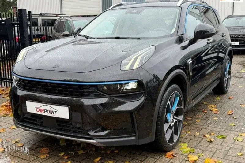 Lynk & Co 01 (2023)
