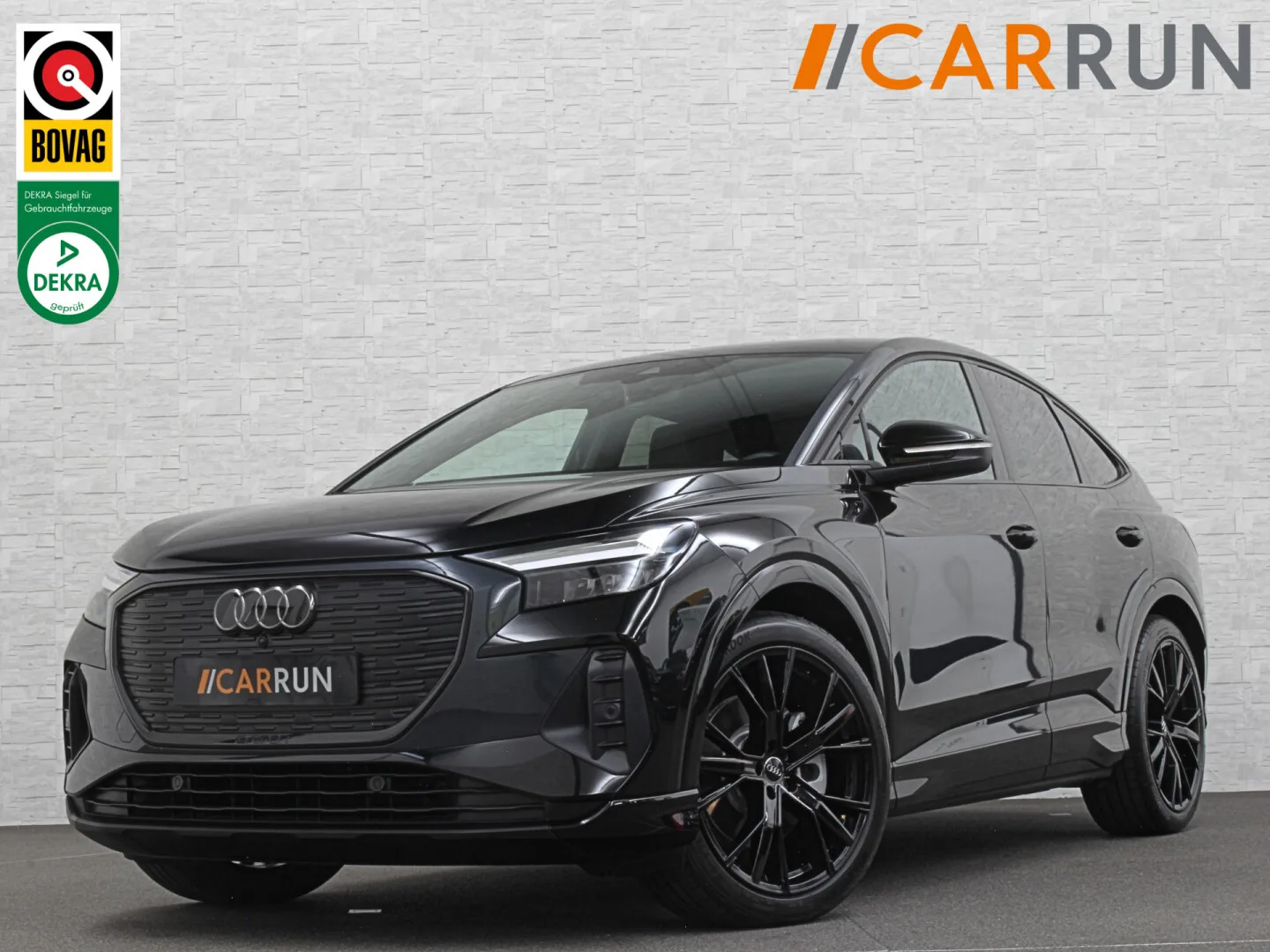 Audi Q4 e-tron (2023) — foto 1